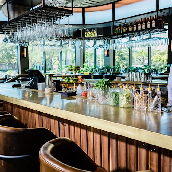 Photo by Sunny Collabs