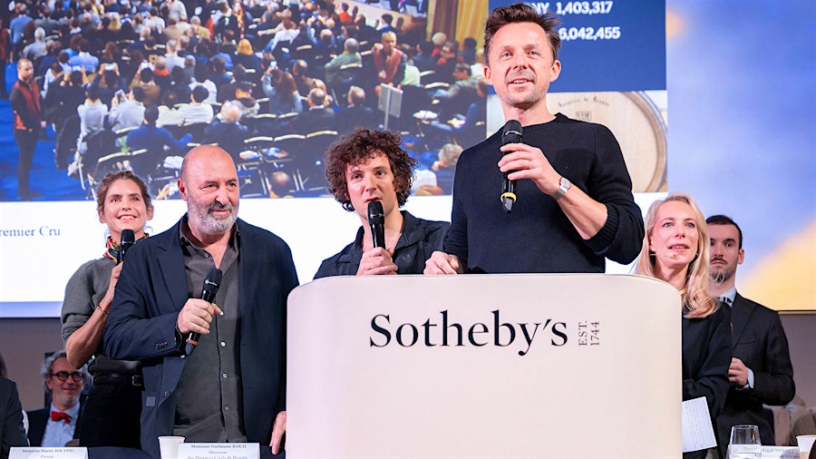 Actors and musicians (left to right) Alice Taglioni, Cédric Klapish, Vincent Lacoste and Martin Solveig joined Sotheby’s auctioneer Aurélie Vandevoorde (at right) to encourage big bids on the Presidents’ Barrel.